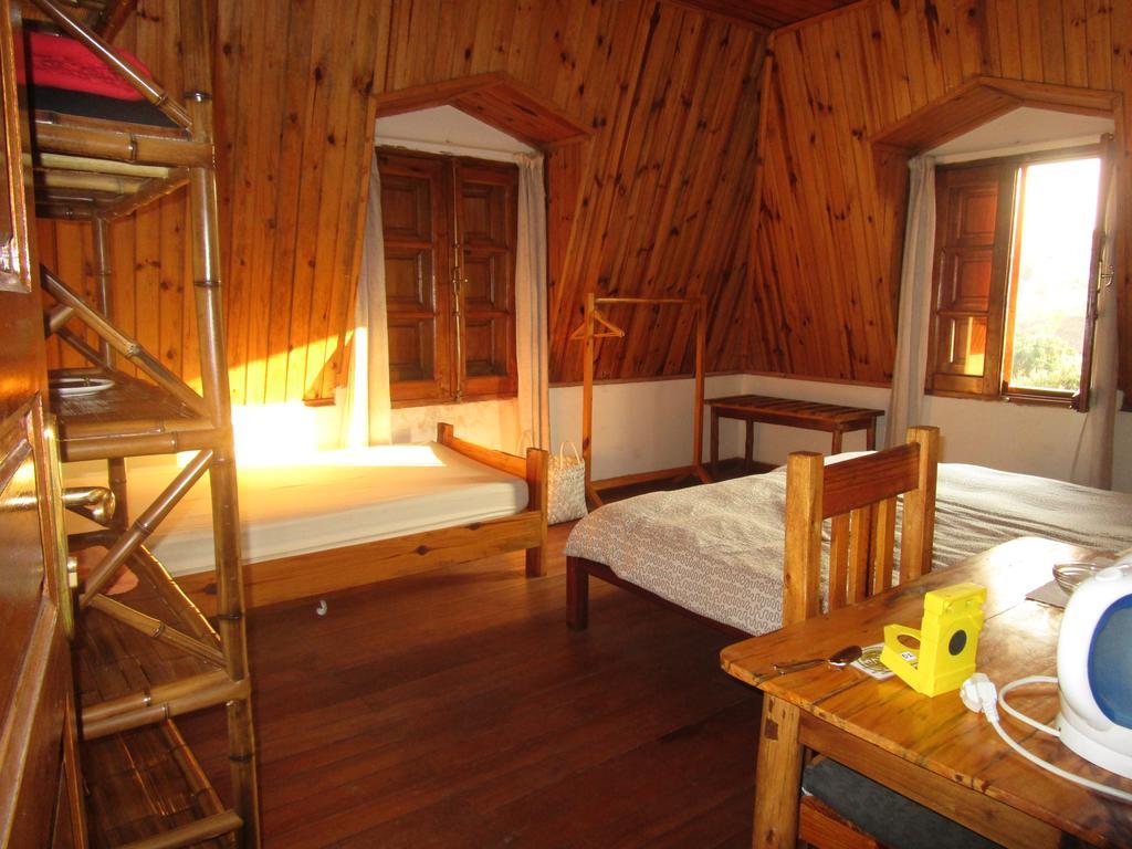 Meva Guesthouse Антананариву Экстерьер фото